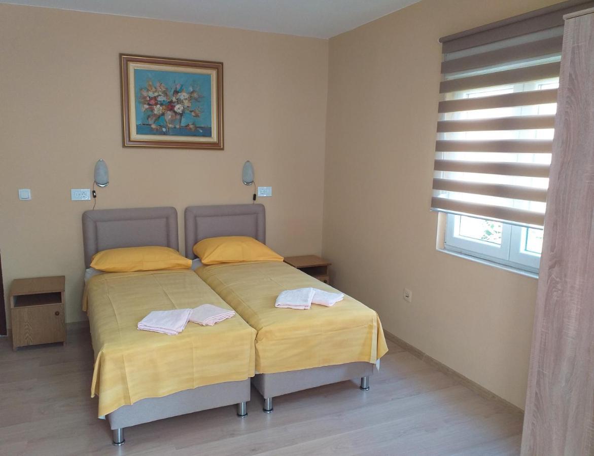 Apartment Mirko