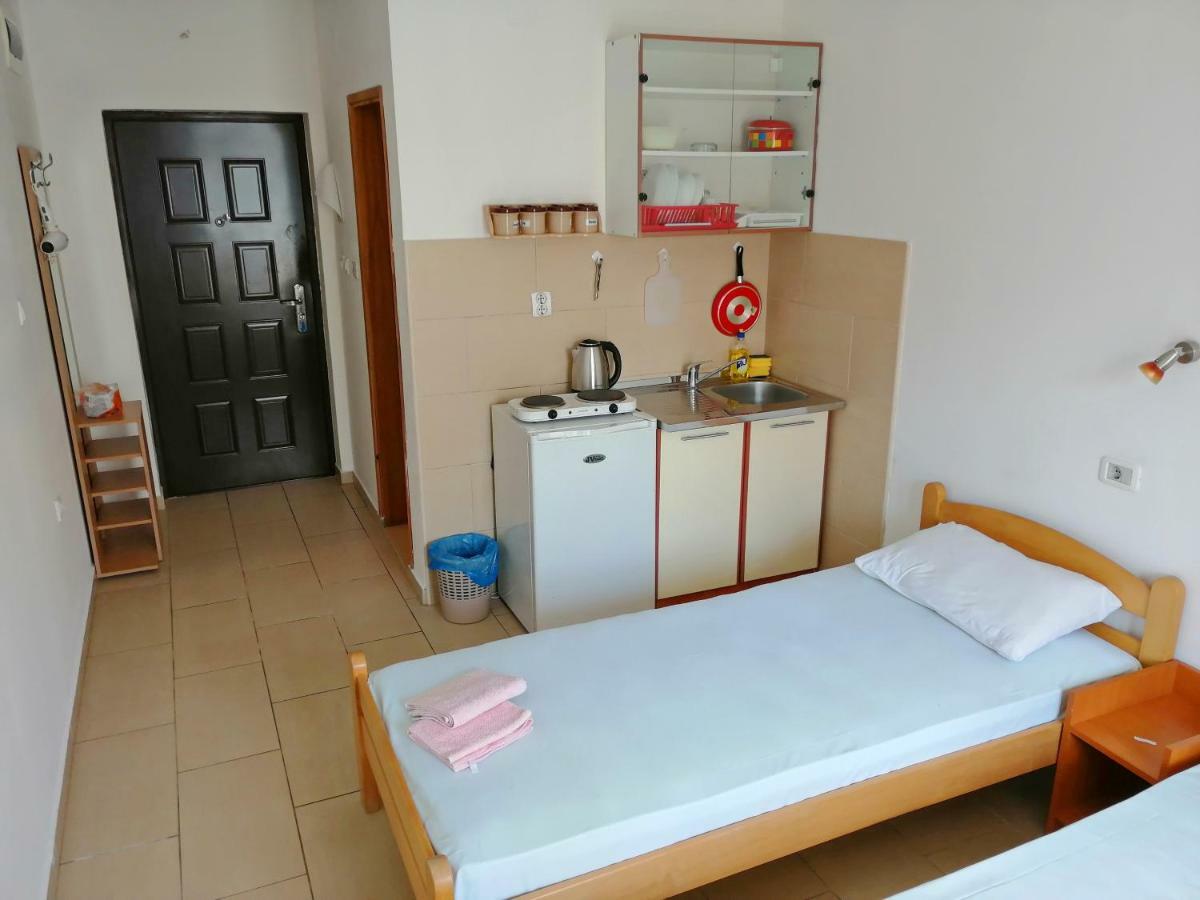 Mirko Apartment *